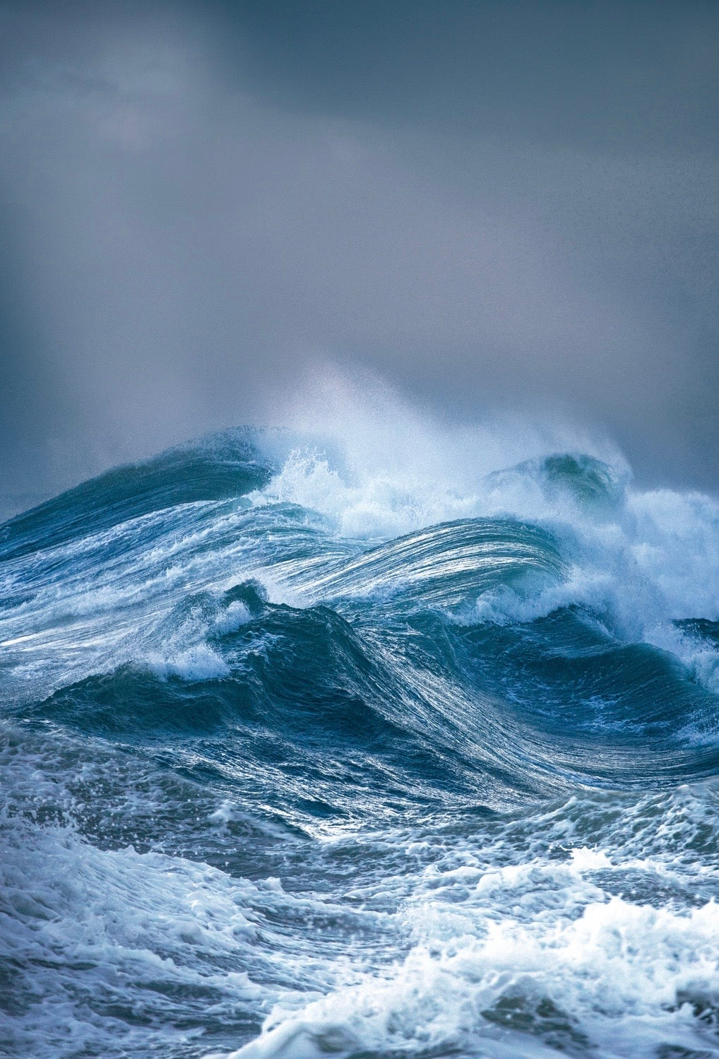 Liquid Mountains North Coast wave photography
